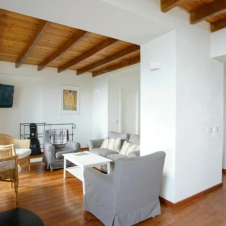 Cozy In 別荘 キアーヴァリ