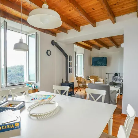 Holiday home Lovely In With House Sea View *